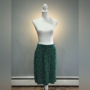 Green Vintage Floral Patterned Skirt Fits 4/6 EUC
